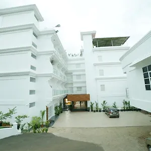 Surya 4*, Iritti India